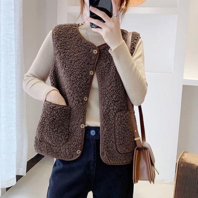 韓妞必備qq毛麂皮絨馬甲背心溫柔色羊羔毛馬甲外套女捲毛保暖背心深咖色 Pchome 24h購物