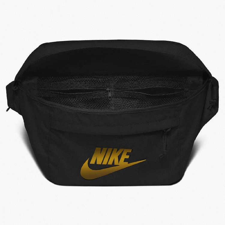 hip pack nike tech