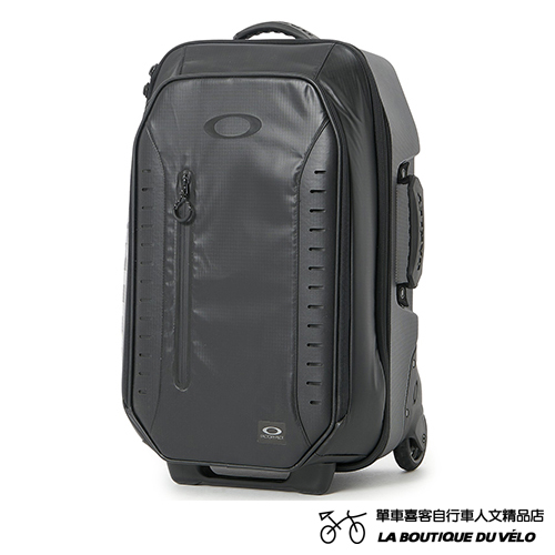 oakley fp 42l roller cabin case